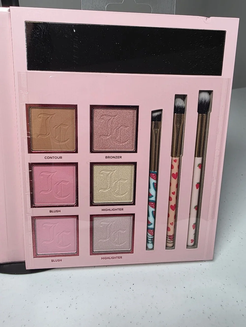 Juicy Couture Pink Eye & Face Palette - Cherry Blossom Shades